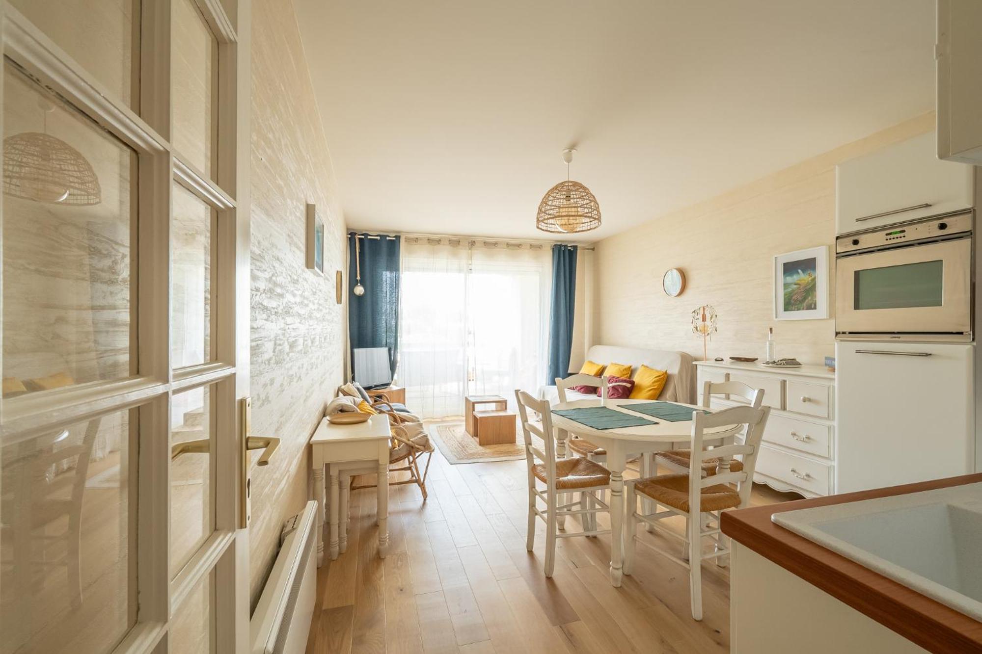 Agreable Appartement Et Terrasse A 2 Pas De La Mer Wimereux Exterior foto
